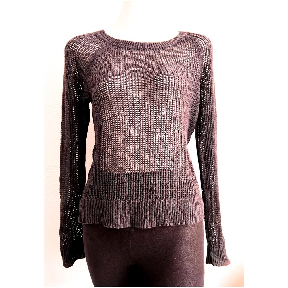 Moving sale! GUC Old Navy Sweater Black-Gray Super Adorable Size Large